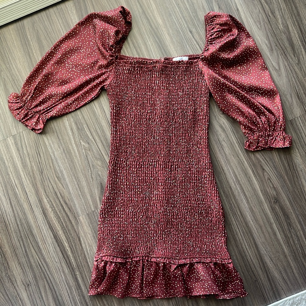 VESTIQUE | Burgundy Off the Shoulder Dress - Fitted Puff Sleeve - Size Large